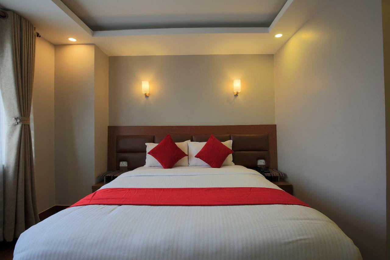 Oyo 453 Hotel Gurkha Heritage Kathmandu Buitenkant foto