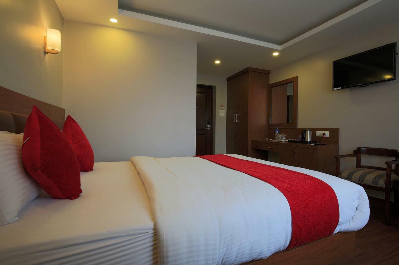Oyo 453 Hotel Gurkha Heritage Kathmandu Buitenkant foto