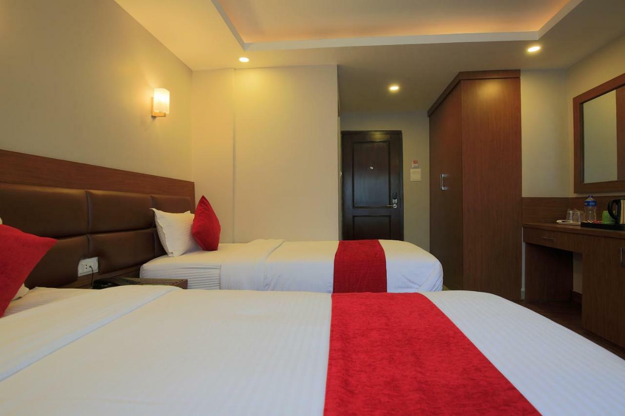 Oyo 453 Hotel Gurkha Heritage Kathmandu Buitenkant foto