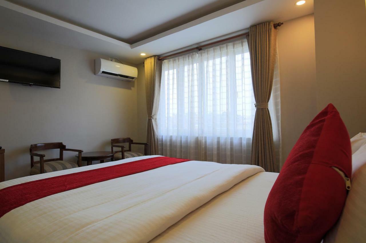 Oyo 453 Hotel Gurkha Heritage Kathmandu Buitenkant foto