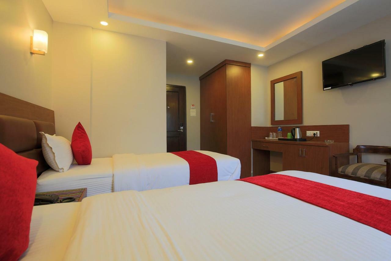 Oyo 453 Hotel Gurkha Heritage Kathmandu Buitenkant foto